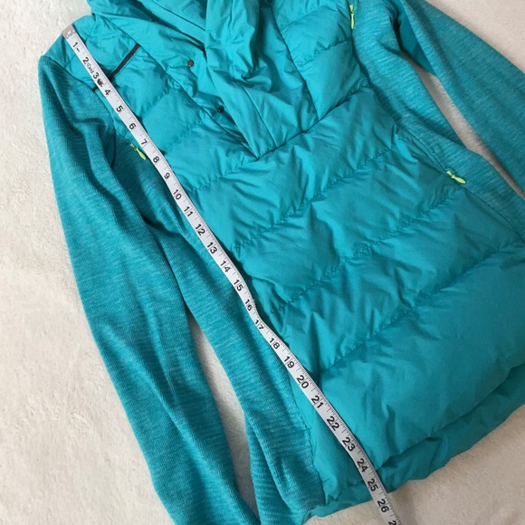 Lululemon Fluff Off Pullover Hoodie Cold Weather Insulated Goose Down (Flaw) - Picture 11 of 12